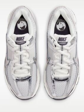 Nike White and Silver Vomero 5 Running Shoes
